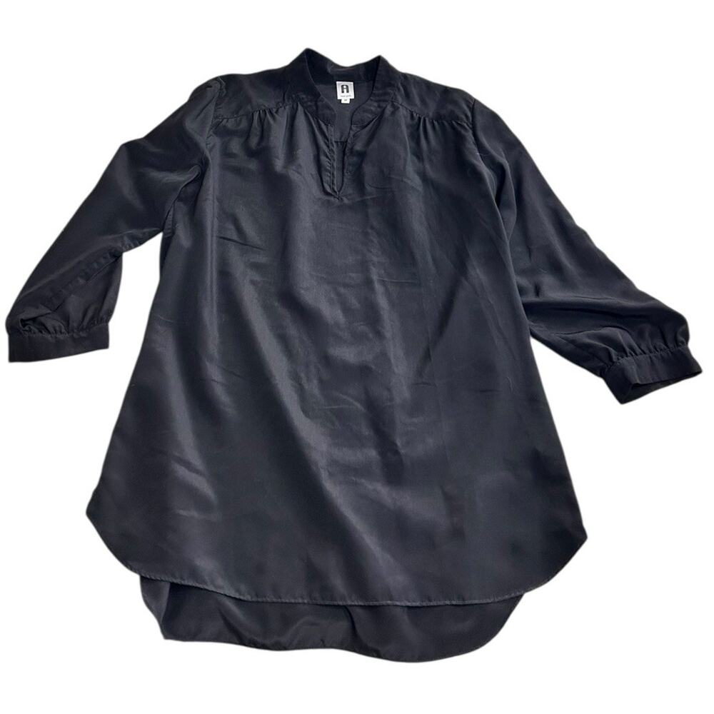 A-New York Black V-Neck Blouse Sz M Silky Long-Sleeve Loose Long Top Minimalist - Picture 8 of 8